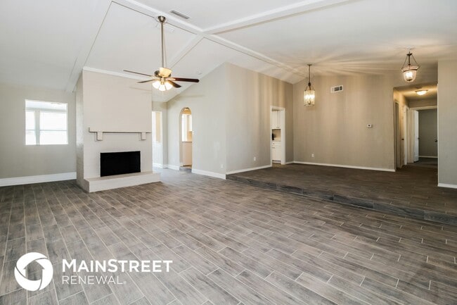 Photo - 1638 Chisolm Trail