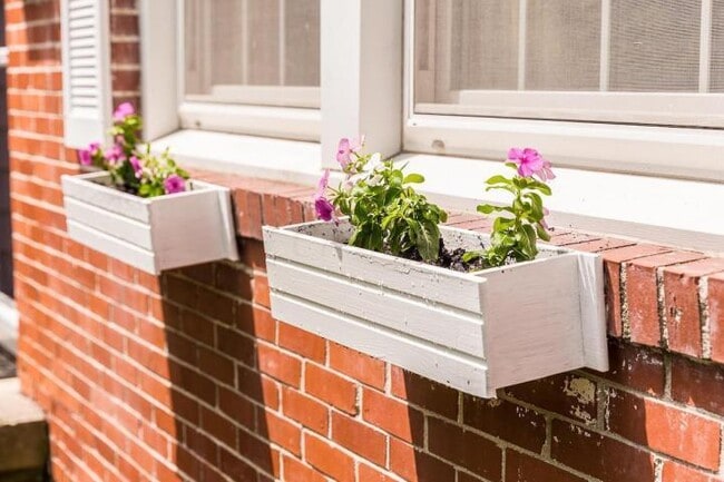 Photo - Worthington Colonial Hills with Attached Single Car Garage