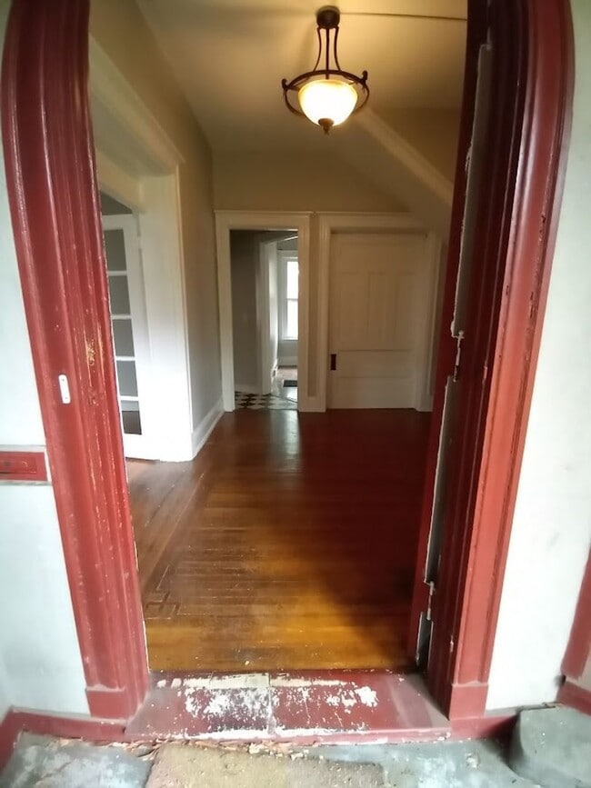 Photo - 415 Belgravia Ct Unit 1