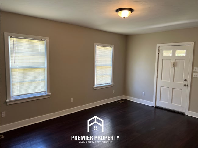 Photo - 1801 7th St SE