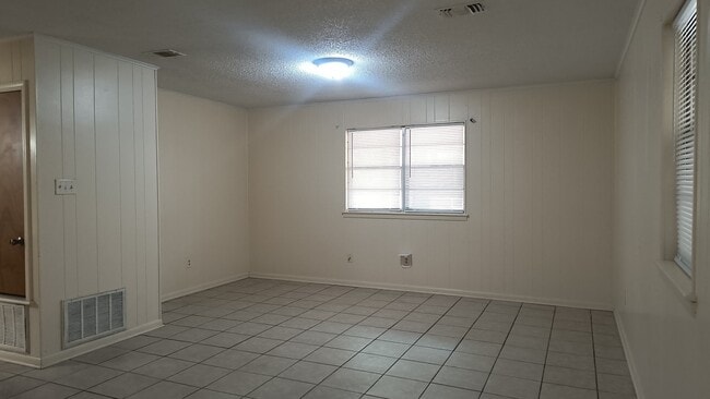 Photo - 7211 Rustic Cir