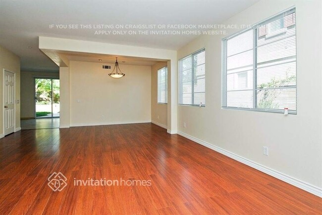 Photo - 15418 Rochelle St