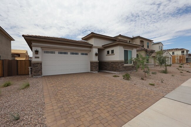 Building Photo - 3 Bedroom plus Den in Aloravita Community