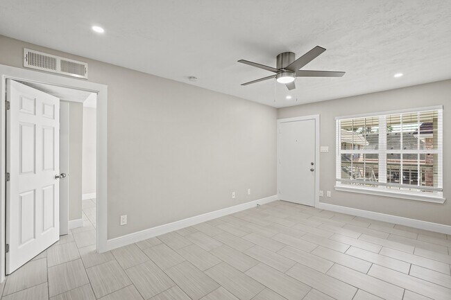 Photo - 2350 Bering Dr Unit 92