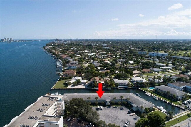 Photo - 68 Yacht Club Dr Unit 20