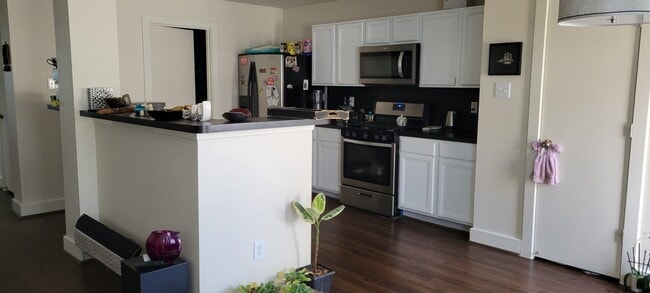 Photo - 11734 Chanteloup Dr