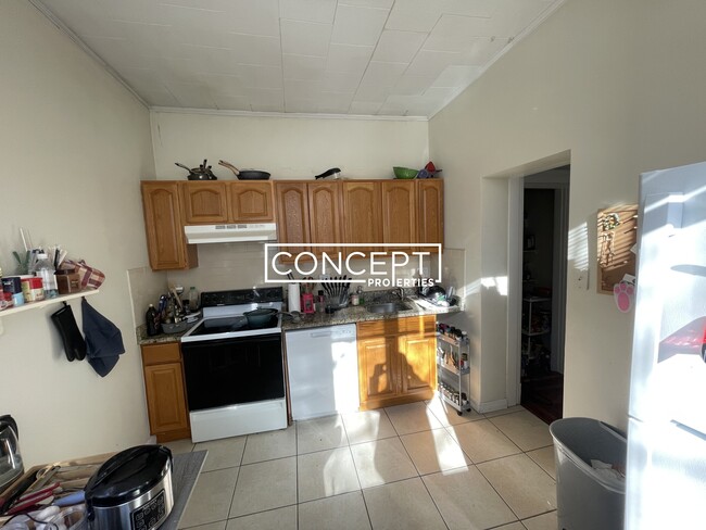 Photo - 18 Euston St Unit 2B