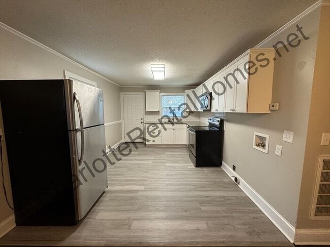 Photo - 3 bedroom 1 bathroom home in Gastonia!
