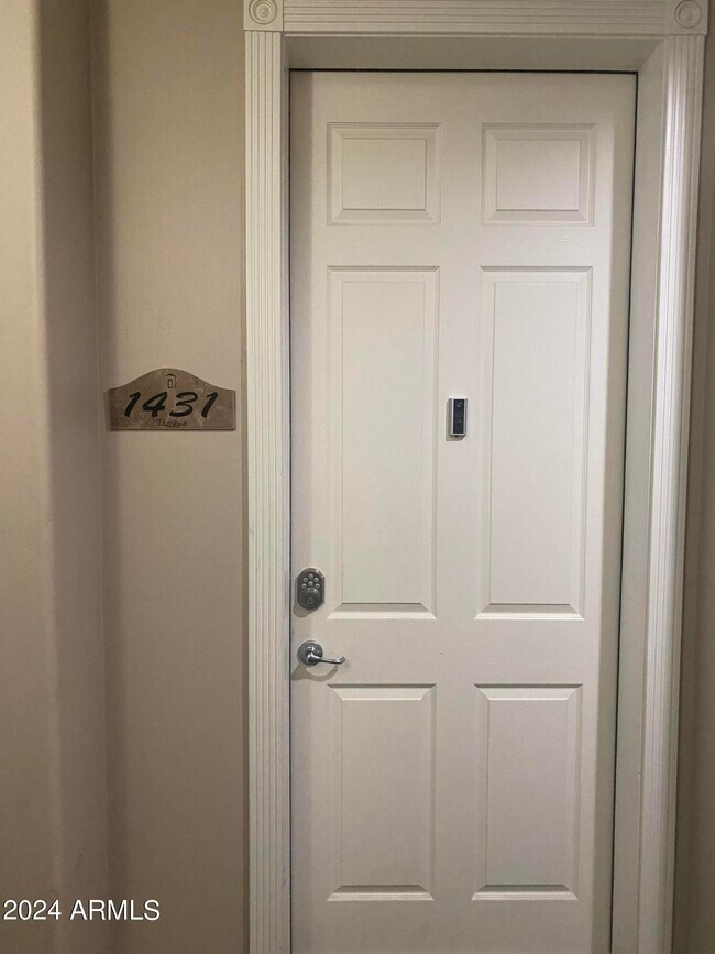 5350 E Deer Valley Dr Unit 1431
