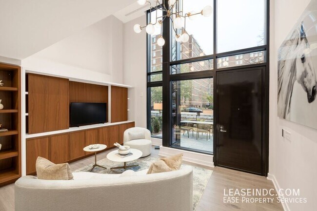 Photo - 1332 8th St NW