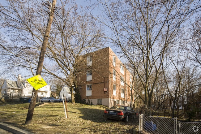 Photo - 3615 B St SE