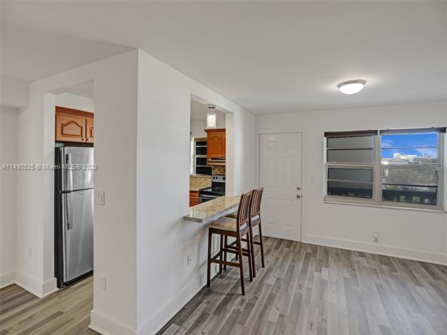 Photo - 7620 Carlyle Ave