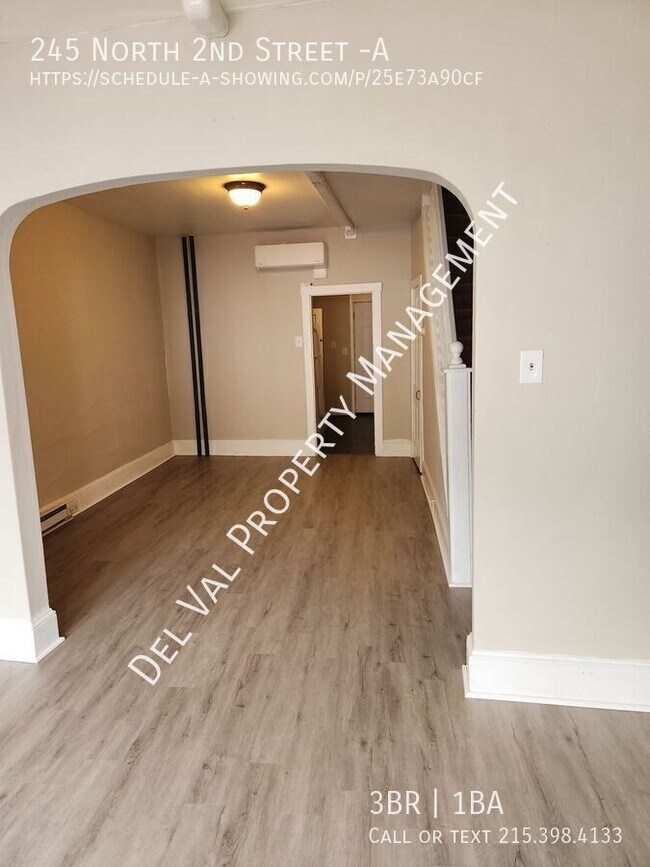 Photo - 245 N 2nd St