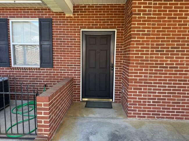 Photo - One Bedroom Condo in The Terraces of Denver!