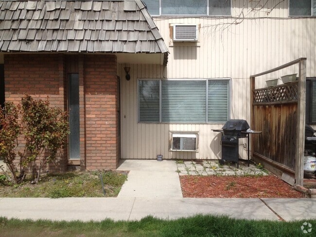 Building Photo - 4517 S 1175 W Rental