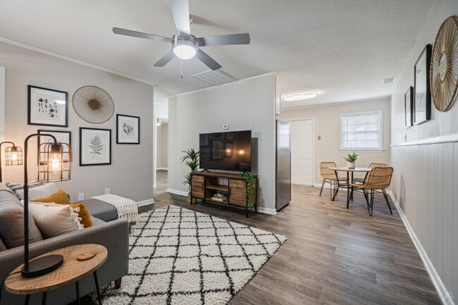 Villas Northpoint/Southpoint Apartments