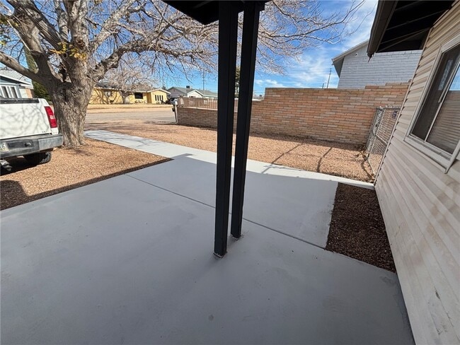 Photo - 2028 Golden Gate Ave