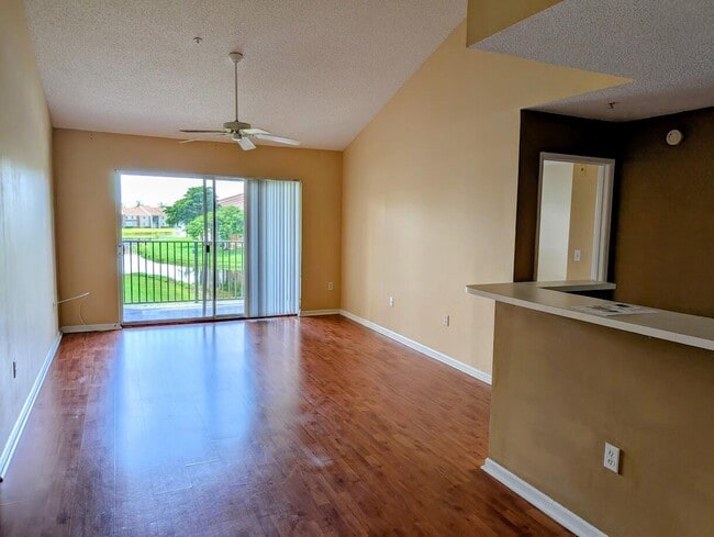 Photo - 7824 Sonoma Springs Cir Unit 306