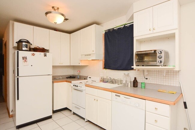 Photo - 1351 N Wolcott Ave Unit 6H