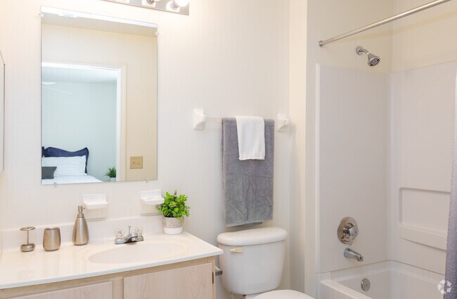 4x4- Bathroom 2