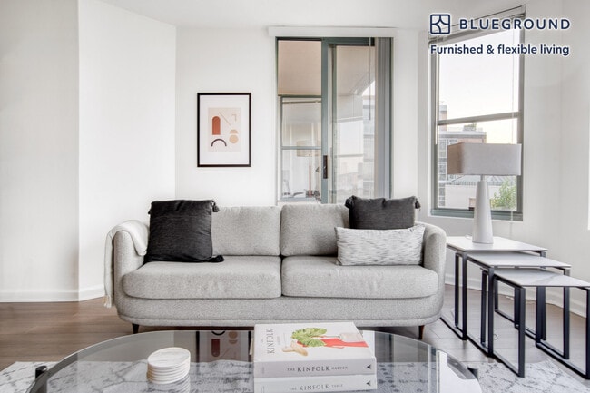 Photo - 2 Townsend St Unidad FL8-ID29