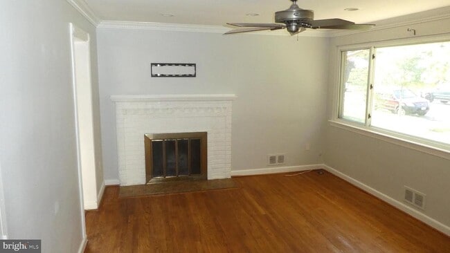 Photo - 1937 Lebanon St