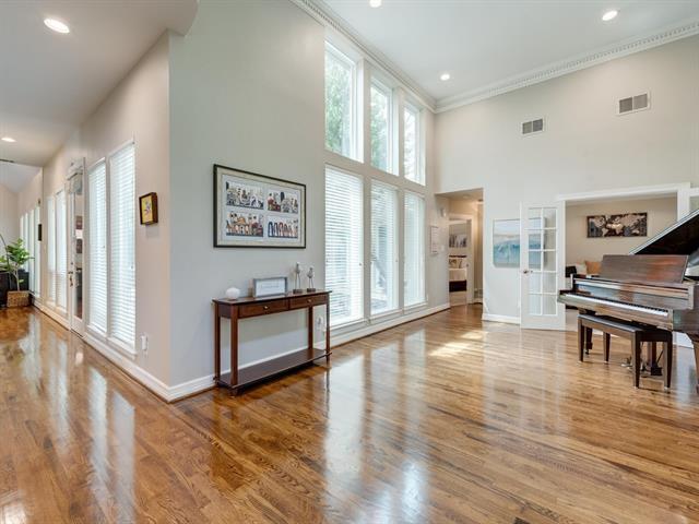 Photo - 250 Glenrose Ct