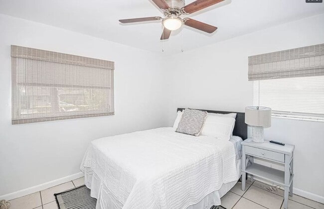 Photo - 4 bed, 2 bath house, Available August 2026!