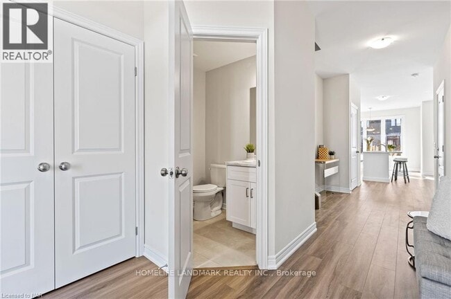 Photo - 7129 Parsa St