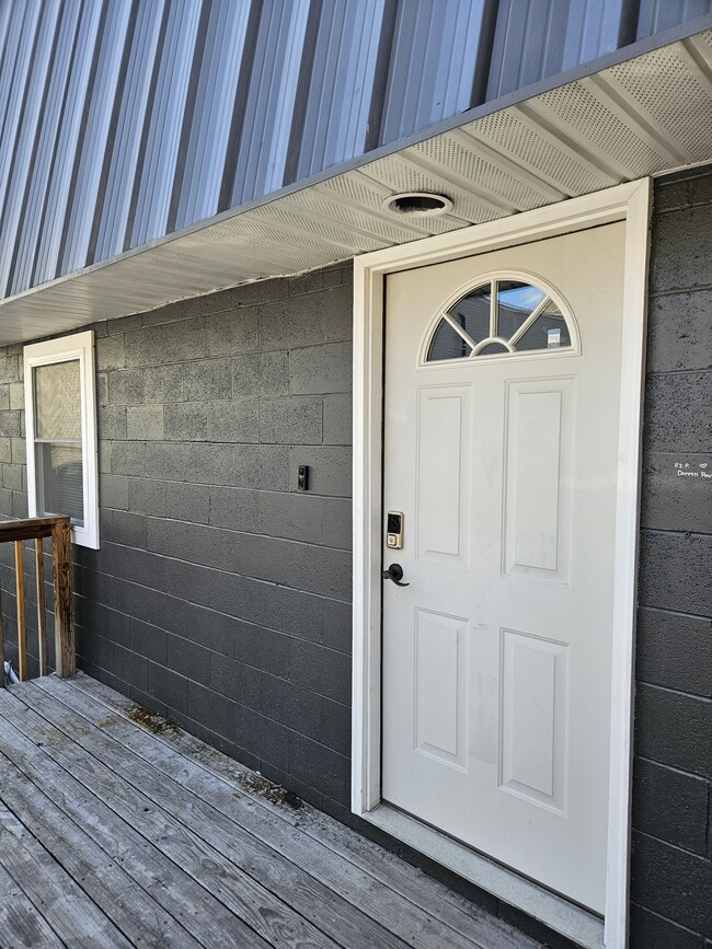 Photo - 231 Walnut St Unidad 231.5