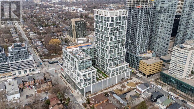 Photo - 5 Soudan Ave Unit 1629
