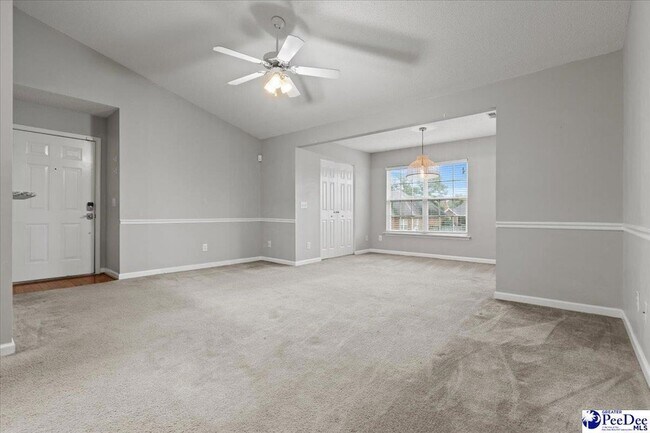 Photo - 529 3rd Loop Rd