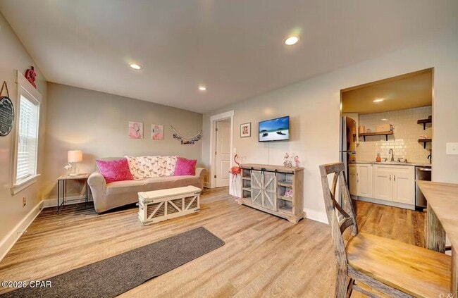 Photo - 1420 Beck Ave
