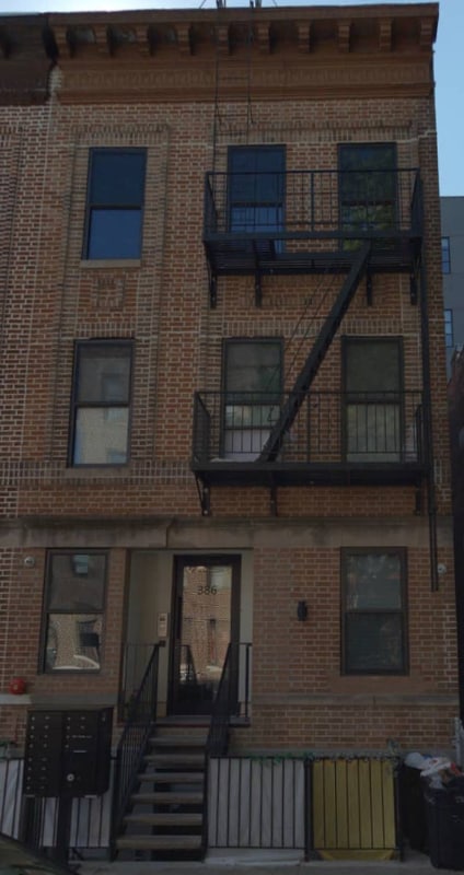 Photo - 386 E 31st St Unit 1b