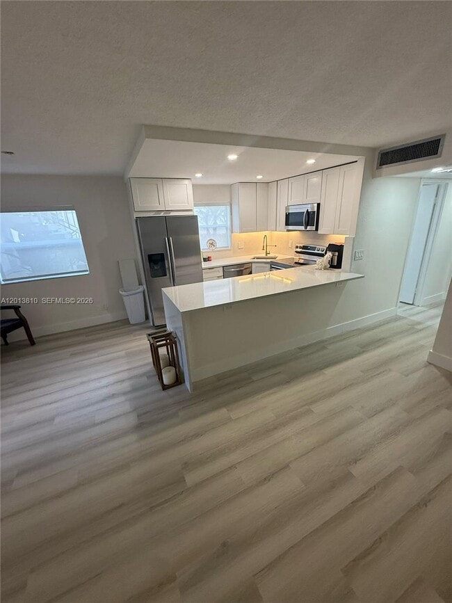 Building Photo - 200 Monaco Unit 200