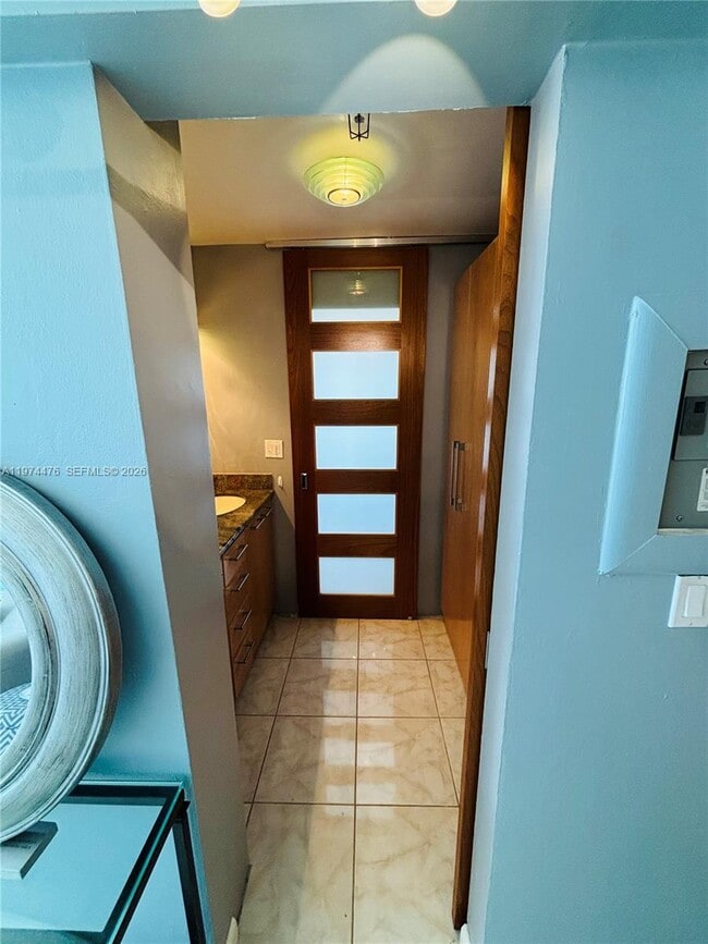 Photo - 1255 Collins Ave Unit 608