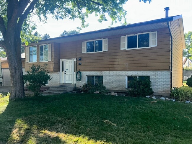 Photo - 368 Weaver Ln