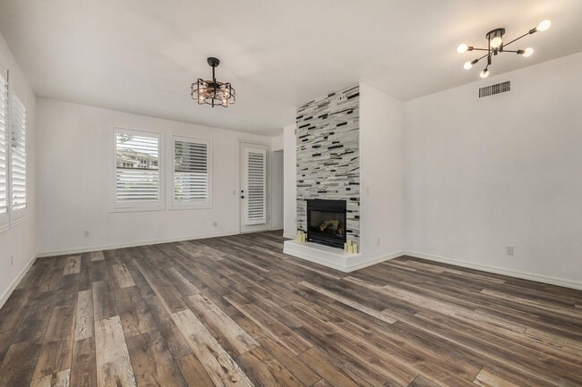 Photo - 15221 N Clubgate Dr Unit 1110