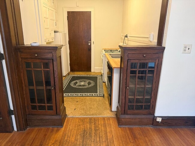 Photo - The Elmroe Apartments Unidad #4