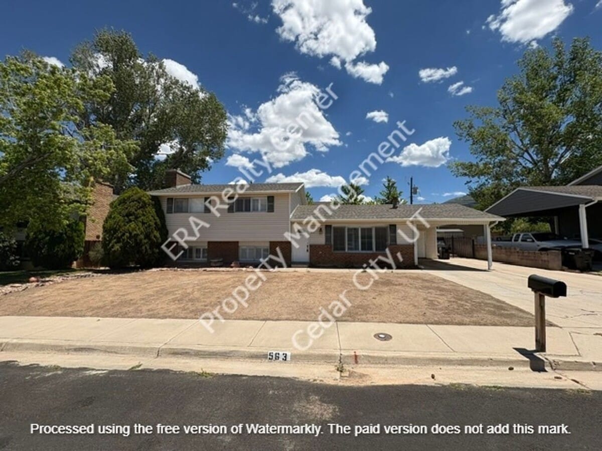 Move-In Discount!!!! 3 bed 2 bath Single Family Home - Move-In Discount!!!! 3 bed 2 bath Single Family Home