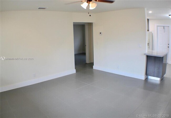 Photo - 719 SW 7th St