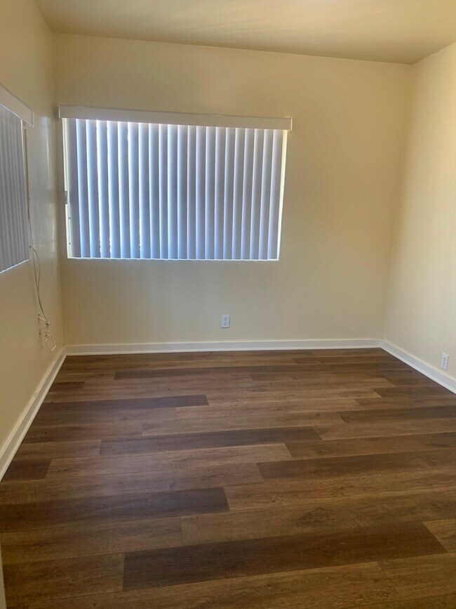 Photo - 11015 S San Pedro St Unidad 11015