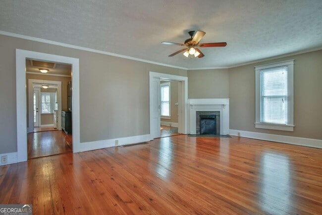 Photo - 239 Boulevard