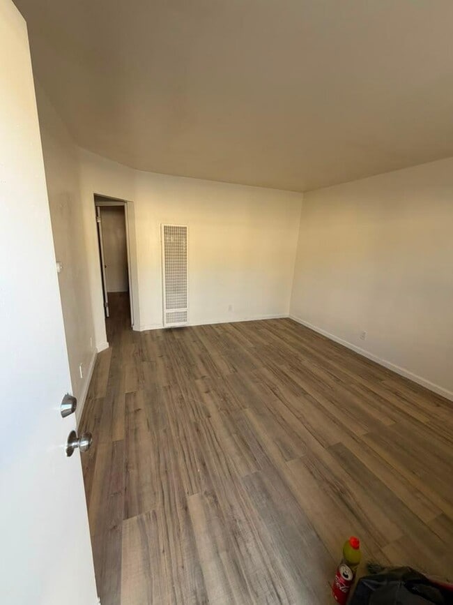 1540 W 226th St Unit C