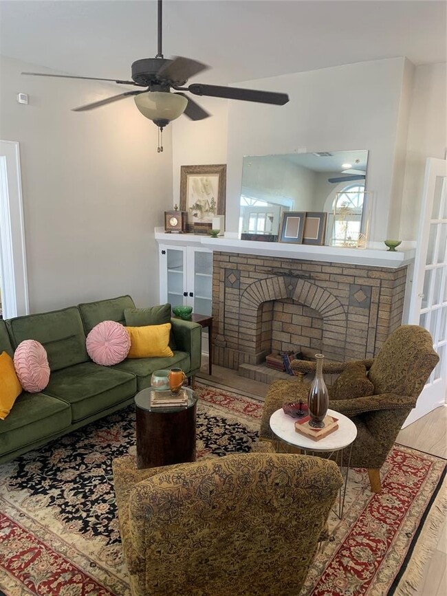 3208 NW 16th St