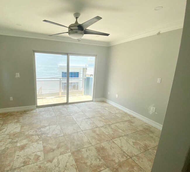 Photo - 235 SW 17th Rd