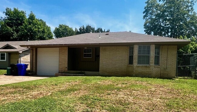 Photo - 949 Barkley Cir