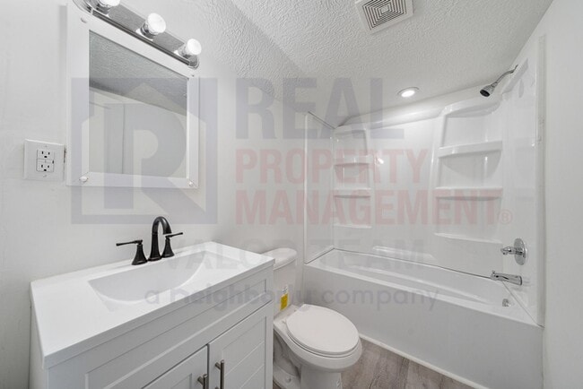 Photo - AMHA Ready - Renovated 3bd/1bth Cape Cod i...
