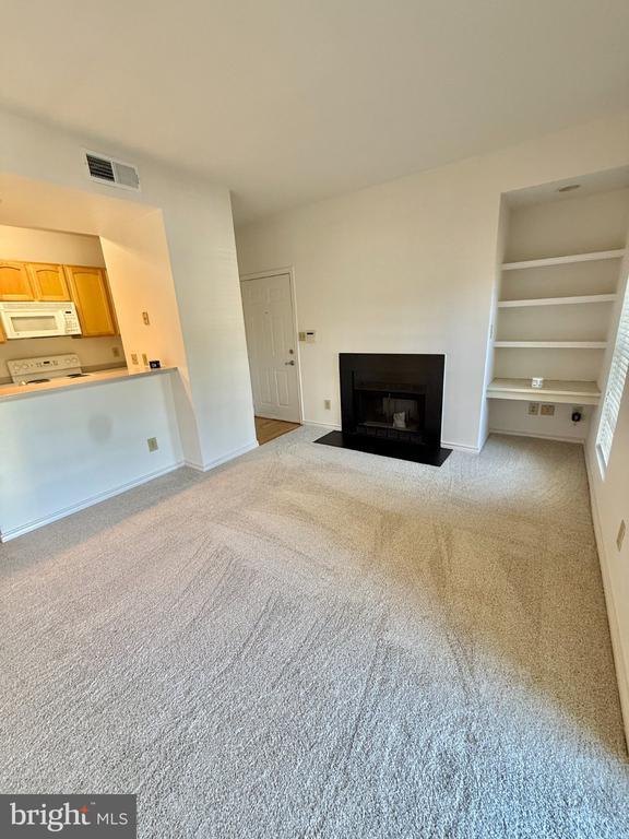 12155 Penderview Terrace Unit 821