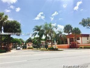 Photo - 860 NE 209th Terrace Unidad 101-33